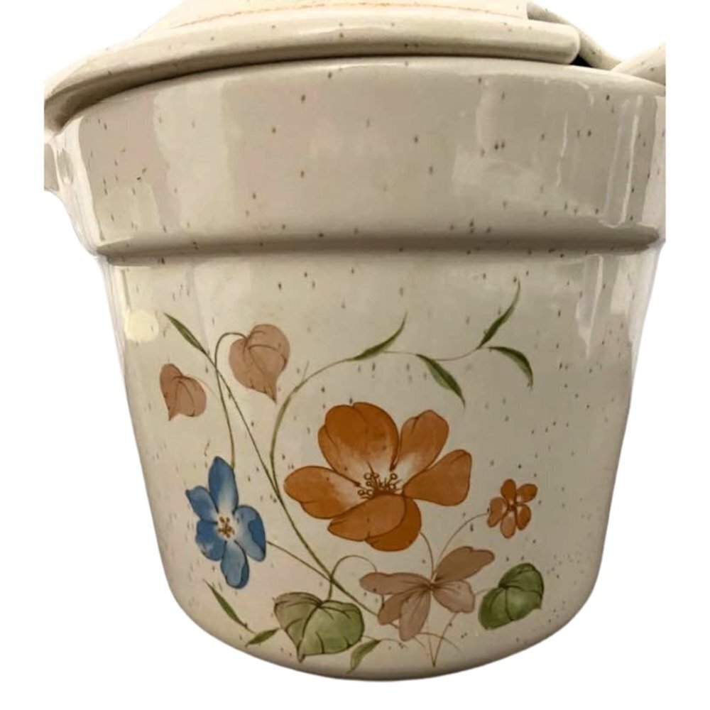 Vintage 1.5 Quart Speckled Floral Soup Tureen Serving Bowl And Ladle - Picture 3 of 13